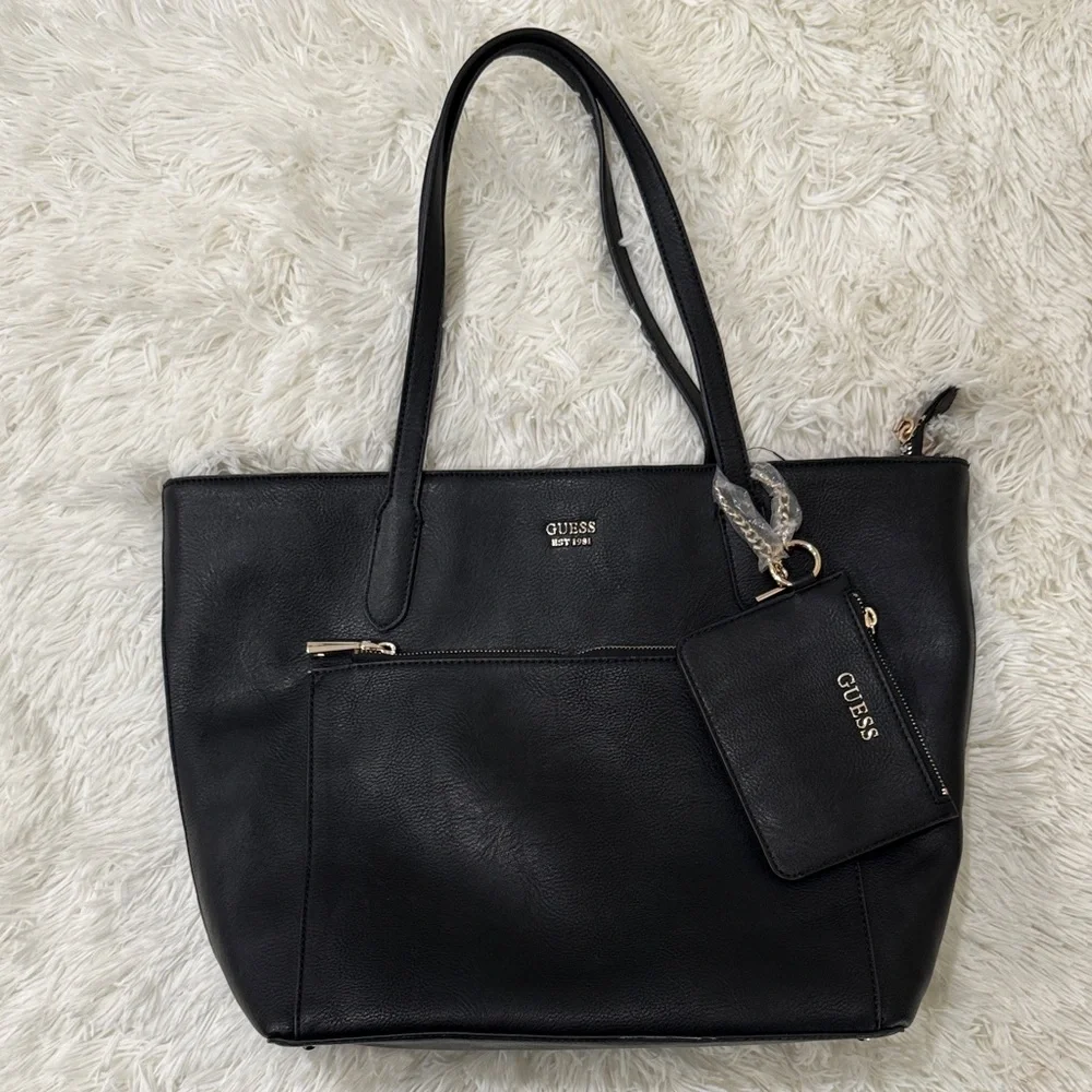Guess chic black
